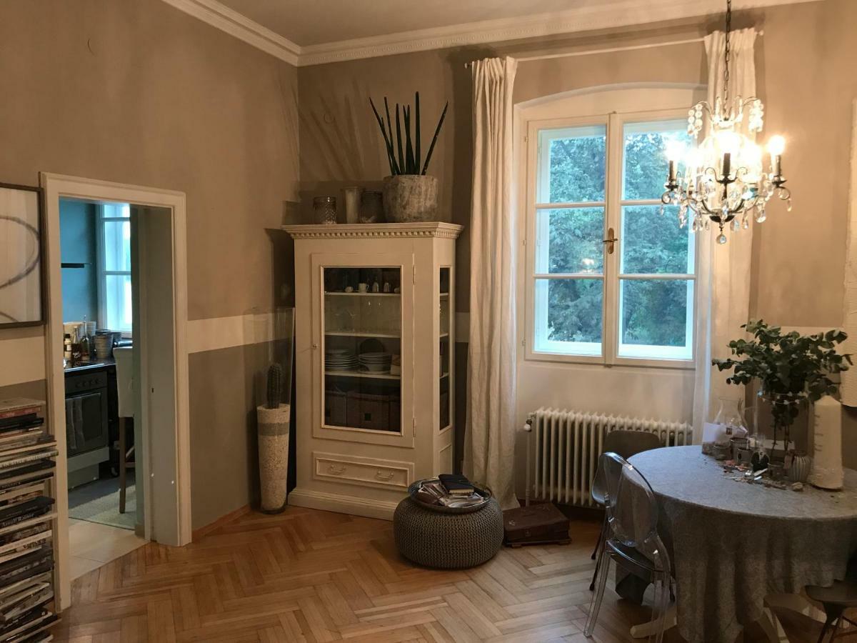Lakeside Apartman